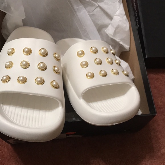 Kenneth Cole brand new rubber slip on size 8 - Picture 10 of 14